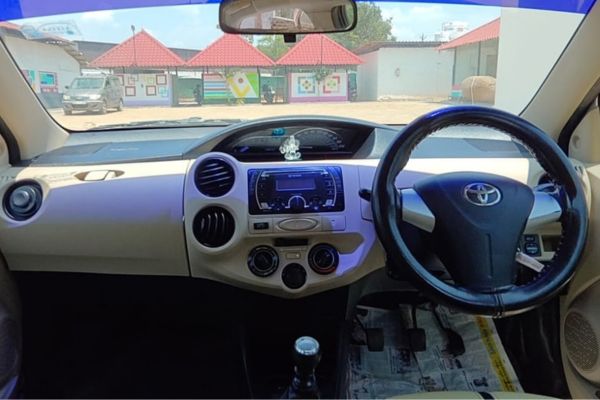 Toyota Etios VD - 2019 - 5